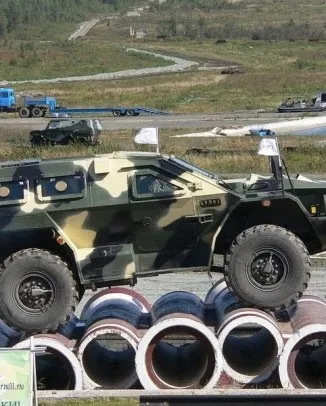 Солдат позбавлять від ременя із зіркою на блясі, армійський вісник (ременя) Солдат позбавлять від ременя із зіркою на блясі, армійський вісник