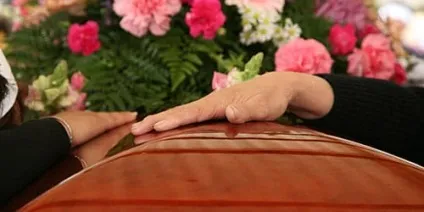 Сонник похорон родича до чого сниться похорон родича уві сні (родича) Сонник похорон родича до чого сниться похорон родича уві сні
