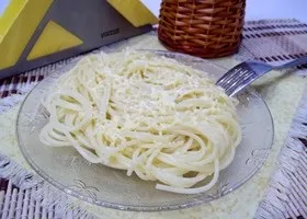 Спагеті з сиром покрокове приготування