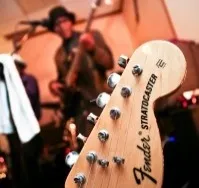 Купуємо fender stratocaster