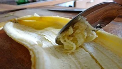 Користь бананової шкірки