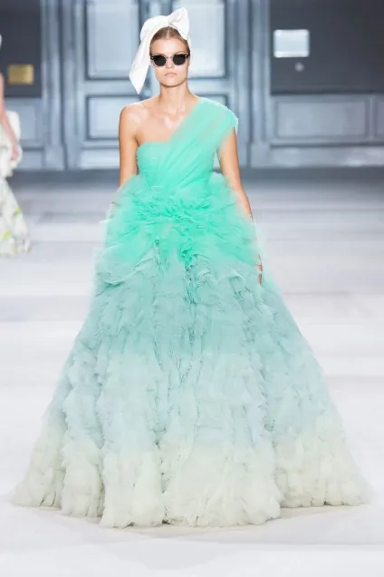 Весільну сукню 33 фото haute couture (фото) Весільну сукню 33 фото haute couture