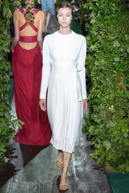 Весільну сукню 33 фото haute couture (couture) Весільну сукню 33 фото haute couture