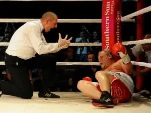 Суддя в боксі