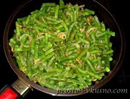 Стручкова квасоля з куркою