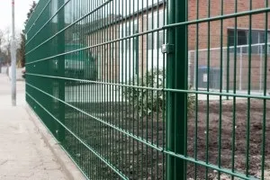 Сварка парканів і металевих секцій (зборів) Сварка парканів і металевих секцій