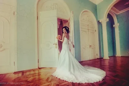 Весільна фотосесія фото в день весілля зі смаком - берег волги - роза вітрів - парк 40-річчя (російське поле) Весільна фотосесія фото в день весілля зі смаком - берег волги - роза вітрів - парк 40-річчя