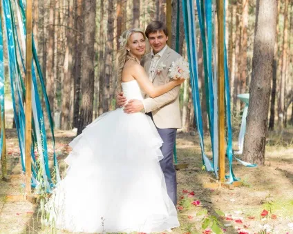Весільна фотосесія фото в день весілля зі смаком - берег волги - роза вітрів - парк 40-річчя (весілля) Весільна фотосесія фото в день весілля зі смаком - берег волги - роза вітрів - парк 40-річчя