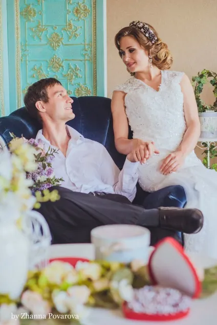 Весільна фотосесія фото в день весілля зі смаком - берег волги - роза вітрів - парк 40-річчя (музеї міста) Весільна фотосесія фото в день весілля зі смаком - берег волги - роза вітрів - парк 40-річчя