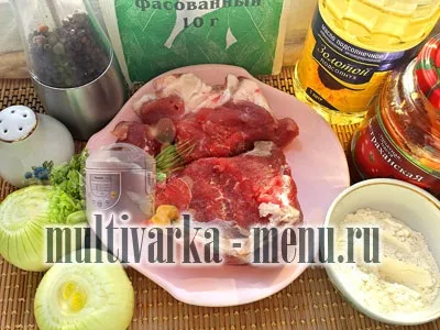 Свинячий гуляш з повітряним картопляним пюре, другі страви (гуляш) Свинячий гуляш з повітряним картопляним пюре, другі страви