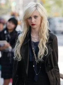 Тейлор Момсен (taylor momsen) біографія, фільмографія і особисте життя (фото) (momsen) Тейлор Момсен (taylor momsen) біографія, фільмографія і особисте життя (фото)