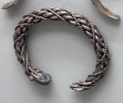 Техніка wire wrap або «крутіння дроту»