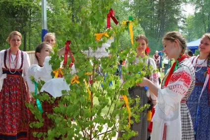 Трійця звичаї і ритуали