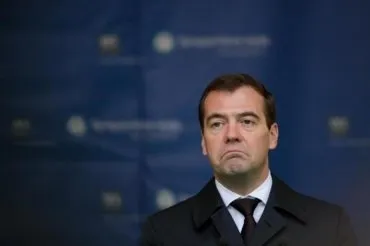 Чи піде Медведєв у відставку