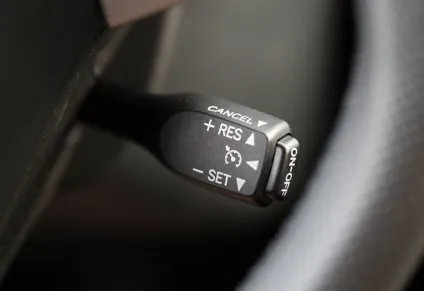 Правила користування круїз-контролем на ford focus 1 (ford) Правила користування круїз-контролем на ford focus 1