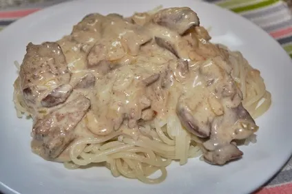 Смачна куряча печінка зі сметаною, смачні рецепти (куряча) Смачна куряча печінка зі сметаною, смачні рецепти