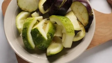 Хашлама з курки з картоплею - покроковий рецепт з фото на (кулінари) Хашлама з курки з картоплею - покроковий рецепт з фото на