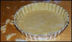 Яблучний пай з корицею, лимонним соком, згущеним молоком (корицею) Яблучний пай з корицею, лимонним соком, згущеним молоком
