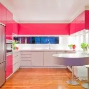 Яскрава кухня стильні приклади барвистого дизайну кухні на фото (домогтися ефектного результату) Яскрава кухня стильні приклади барвистого дизайну кухні на фото