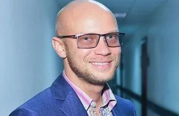 Замовити Дмитра Хрустальова на корпоратив, весілля, ювілей (на корпоратив) Замовити Дмитра Хрустальова на корпоратив, весілля, ювілей