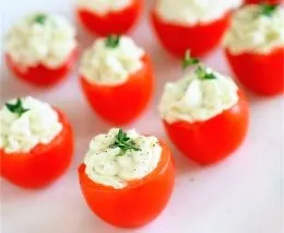Закуски з помідорів чері (рецепт) Закуски з помідорів чері