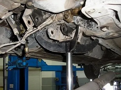 Заміна рульової рейки chevrolet lacetti (lacetti) Заміна рульової рейки chevrolet lacetti