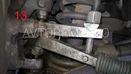 Заміна нижньої кульової опори на автомобілях ваз-2101, ваз-2102, ваз-2104, ваз-2105, ваз-2106, (відміну верхньої нижньої кульової опори ваз) Заміна нижньої кульової опори на автомобілях ваз-2101, ваз-2102, ваз-2104, ваз-2105, ваз-2106,