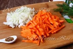 Печеня зі свинини з картоплею і солоними огірками рецепт з фото в духовці