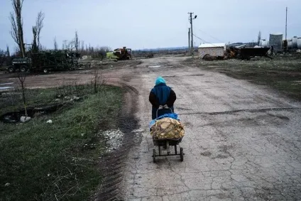 Жителі донецька ми думали що досягли дна, але знизу постукали (життя) Жителі донецька ми думали що досягли дна, але знизу постукали