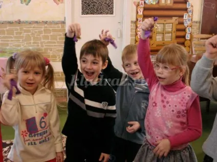 Зимова розвага в старшій групі (дунаева) Зимова розвага в старшій групі