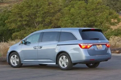 10 Найнадійніших японських автомобілів, які перевірені роками (самих) 10 Найнадійніших японських автомобілів, які перевірені роками