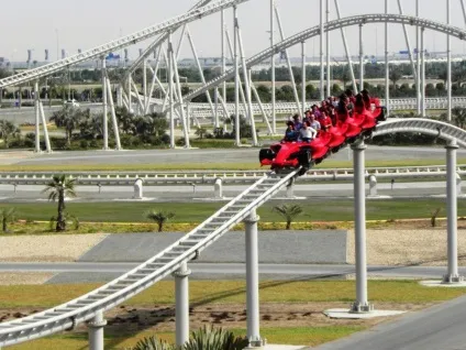 10 Самих страшних американських гірок у світі - новини в фотографіях (Fuji-Q Highland Фудзі-Йосіда префектура) 10 Самих страшних американських гірок у світі - новини в фотографіях