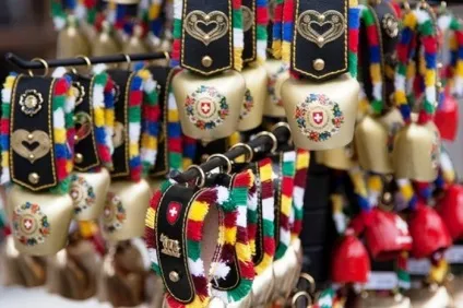 25 Самих популярних сувенірів з різних країн світу, які обов'язково потрібно привезти з відпустки