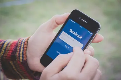 5 Деталей про себе, якими не можна ділитися на facebook (якими) 5 Деталей про себе, якими не можна ділитися на facebook