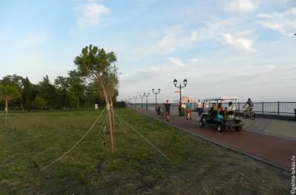 Адлер море