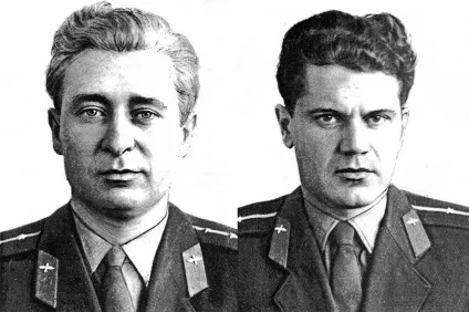 А місто подумало навчання йдуть - 50 років подвигу льотчика Капустіна та янова - українська газета (йдуть) А місто подумало навчання йдуть - 50 років подвигу льотчика Капустіна та янова - українська газета
