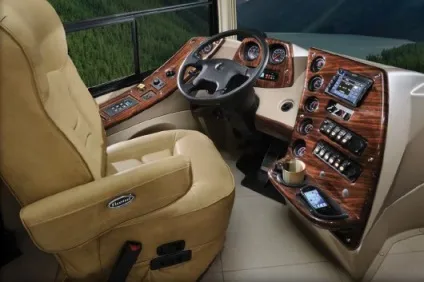Американські розкішні кемпінг-автобуси, найдорожчі автобудинку (американські) Американські розкішні кемпінг-автобуси, найдорожчі автобудинку