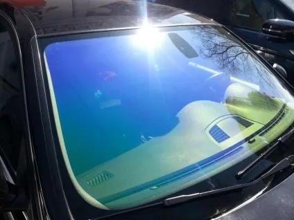 Атермальне плівка на лобове скло - тонування авто своїми руками (плівка) Атермальне плівка на лобове скло - тонування авто своїми руками