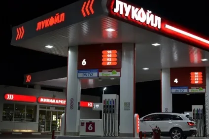 Бензин 98 і 100 - чи варта гра свічок визначаємо всі сторони (рублів кожному кілометрі) Бензин 98 і 100 - чи варта гра свічок визначаємо всі сторони