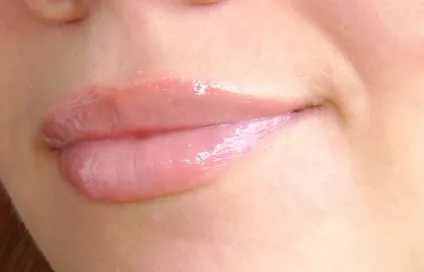 Блиск для губ «lip inflation plumping treatment» від sally hansen - відгуки, фото і ціна (блиск) Блиск для губ «lip inflation plumping treatment» від sally hansen - відгуки, фото і ціна