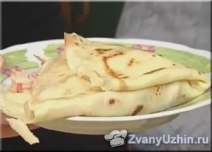Млинці - по-уральських - з шинкою і помідорами (сир) Млинці - по-уральських - з шинкою і помідорами