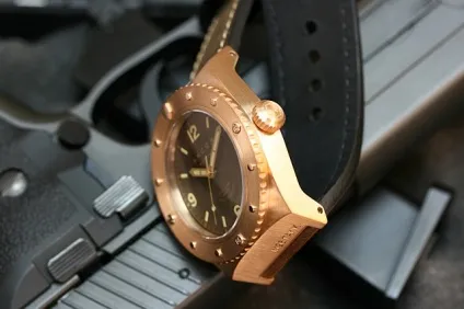 Бронза від ancon watches