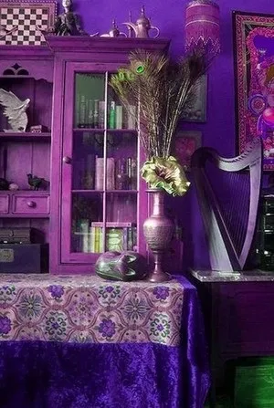 Пурпурний колір відтінки purple і різниця між ними, історія, нюанси використання в одязі і (пурпурний колір фото це виглядати purple пурпле такий фіолетовий різниця відтінок) Пурпурний колір відтінки purple і різниця між ними, історія, нюанси використання в одязі і