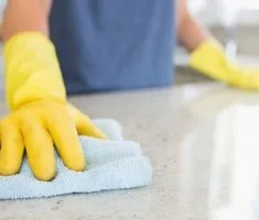 Чим помити стельову плитку з пінопласту на кухні від кіптяви швидко (кухні) Чим помити стельову плитку з пінопласту на кухні від кіптяви швидко