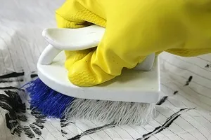 Чим можна відтерти фарбу з одягу - кращі способи (можна) Чим можна відтерти фарбу з одягу - кращі способи