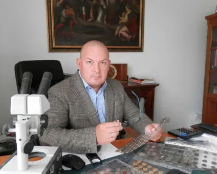 Що потрібно знати колекціонерові античних монет, бібліотека (монет) Що потрібно знати колекціонерові античних монет, бібліотека