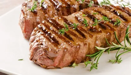 Що таке Стріплойн стейк і як його готувати академія t-bone
