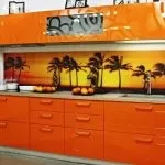 Скляні панелі для кухні корисні поради щодо оформлення (панелі) Скляні панелі для кухні корисні поради по оформленню