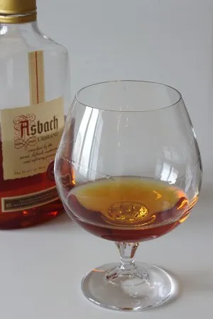 Дегустація asbach urbrand, root of cocktail - s (бренді ASBACH Urbrand) Дегустація asbach urbrand, root of cocktail - s