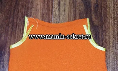 Дитяче плаття з круглою кокеткою (плаття круглою кокеткою) Дитяче плаття з круглою кокеткою